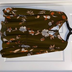 Cute open back army green top